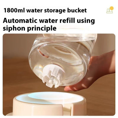 1800ml water storage bucket with automatic refill using siphon principle on a wooden surface.
