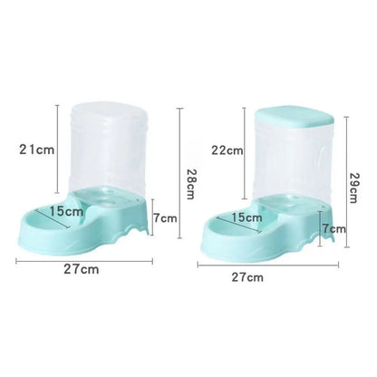 Pet Castle automatic pet feeder with 3.8L food dispenser and cat eating from bowl